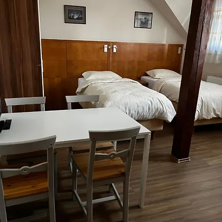 Gasthof V Zatacce 3*