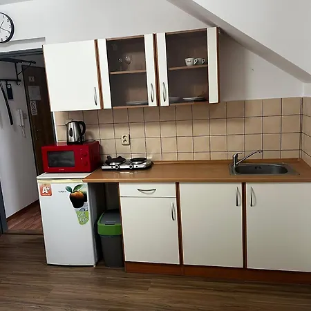 V Zatacce Gæstehus 3*