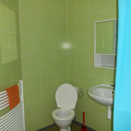 V Zatacce Guest house *