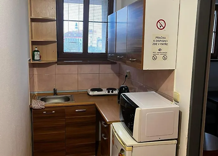 V Zatacce Gasthuis 3*