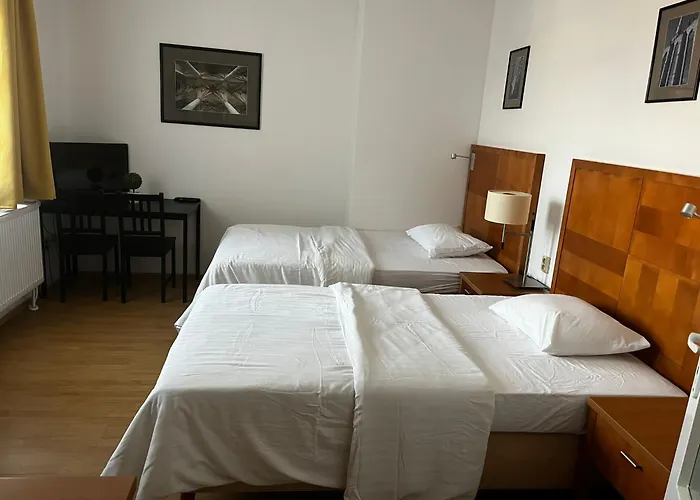 V Zatacce Guest house Plzen